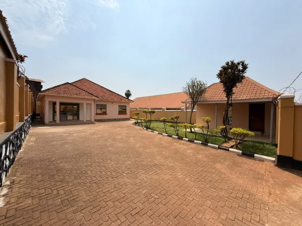🏡 Modern 3 Bedroom Bungalow for Sale – Bunamwaya | 💰 UGX 600 Million
